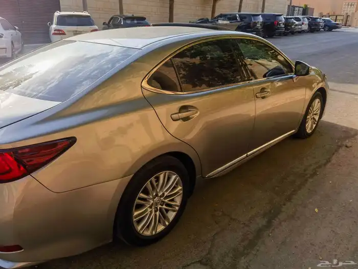 لكزس ES 350 2017 8