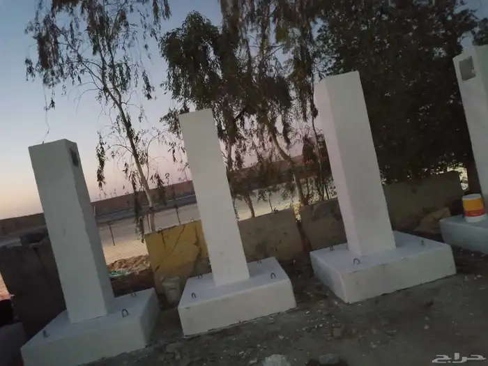 يوجد لدينا حواجز خرسانيه جهزه جميع انواع المقاصت اتوصل 0