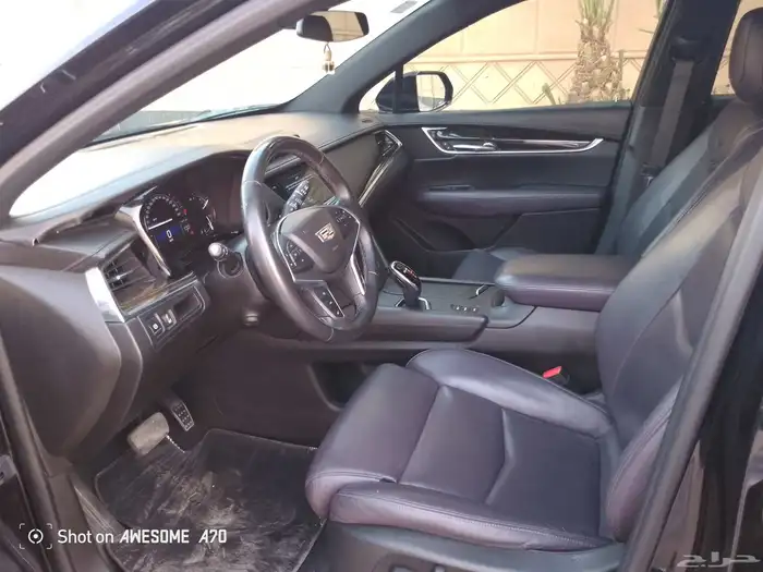 كاديلاك 2017 XT5 وكاله للبيع 15