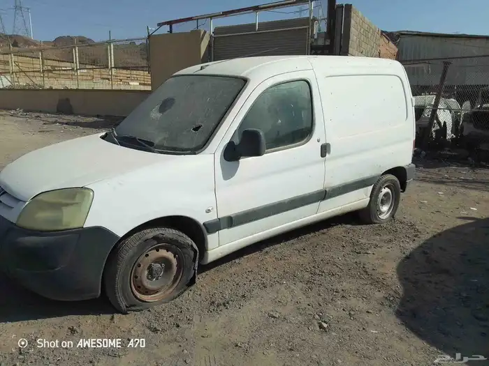 قطع غيار بيجو بارتنر 2007 1