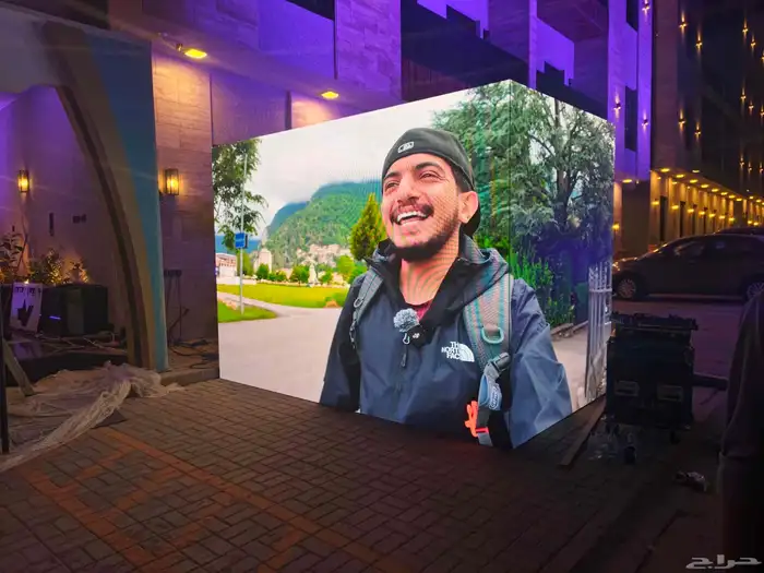 تاجير شاشات LED بمواصفات عالمية -شاشات بأحجام ودقة متناسبة 3