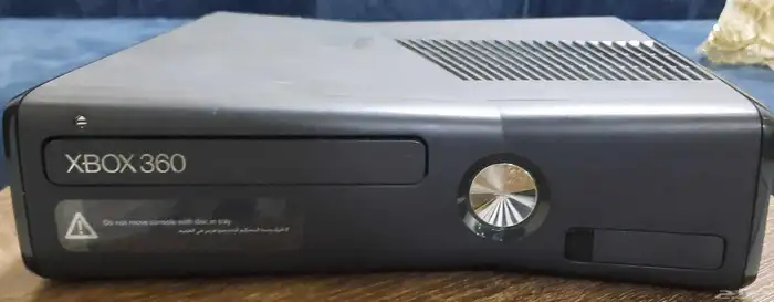 اكسبوكس 360 مع ذراعين تحكم و شريط جديد 5