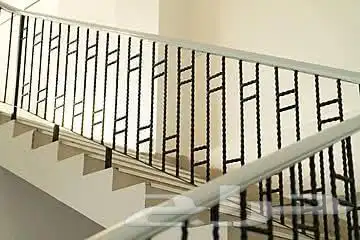 دربزين 11