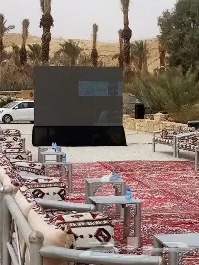 تأجير شاشات وسماعات 5
