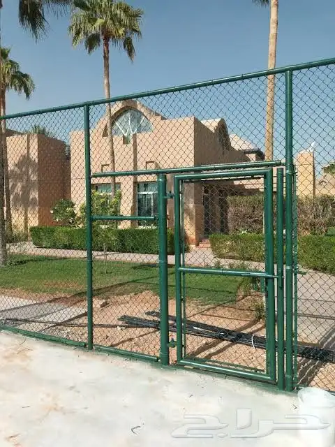 انشاء وتفصيل سور خشب وبنر 8