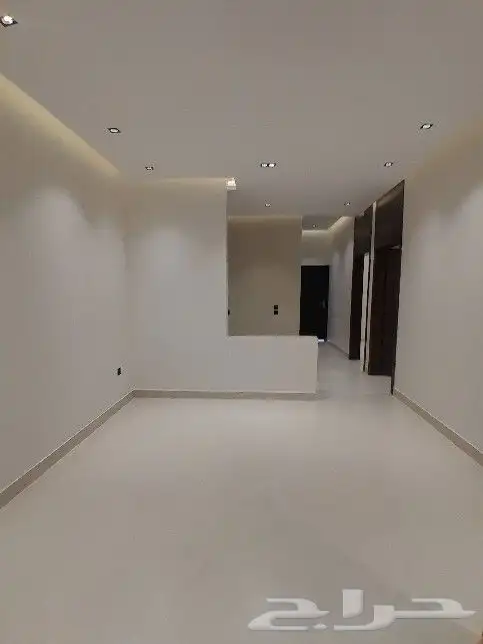 للبيع فيلا روف دور ثاني مع ملحق تشطيب9VIPغرف بالمحاله 820الف 23