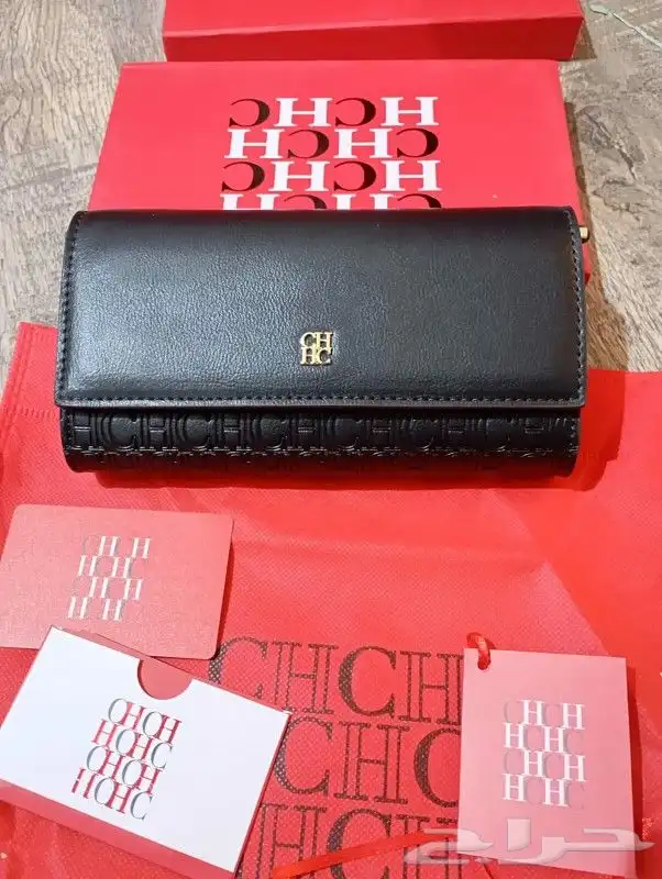 يوجد لدينا جميع انواع الشنط جمله وقطاعي 3