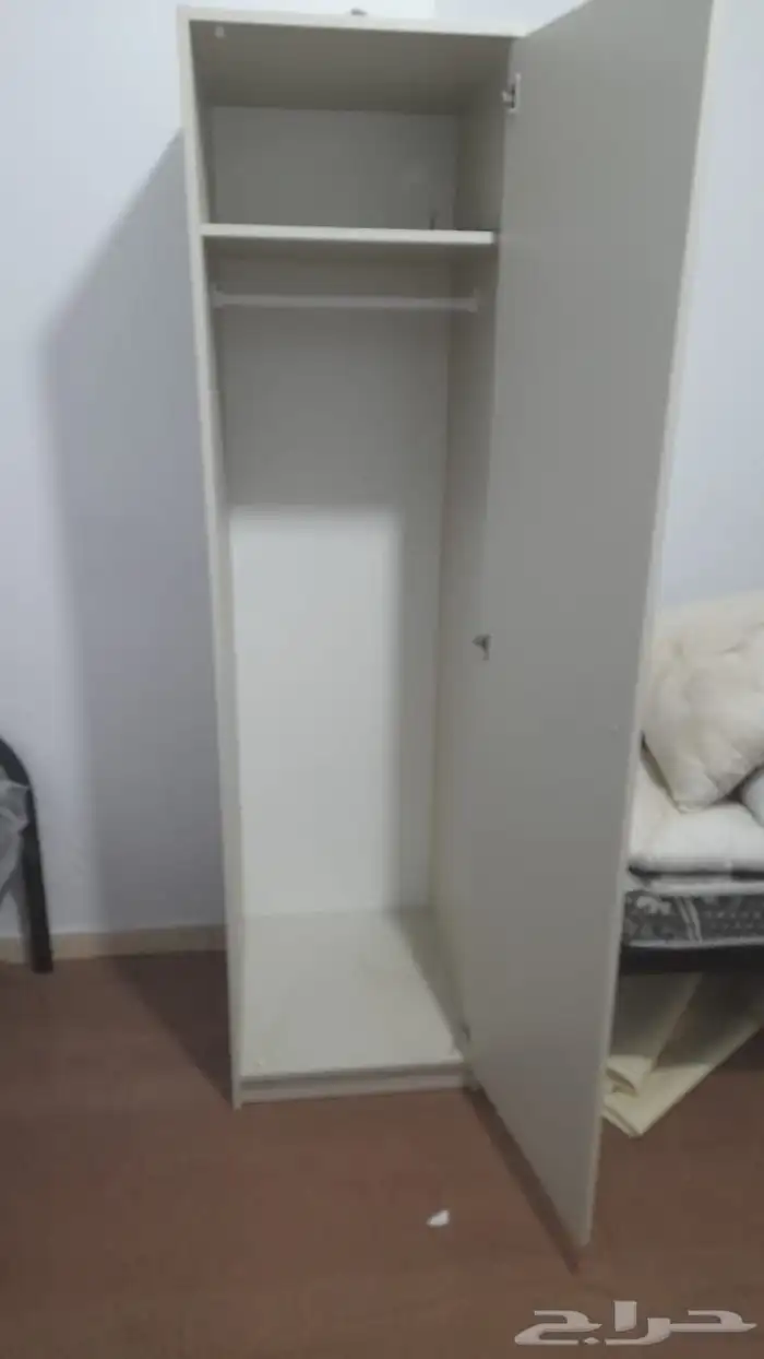 سرير ومرتبه ودلاب خشب وبوتاجاز غاز واسطونة غاز 1