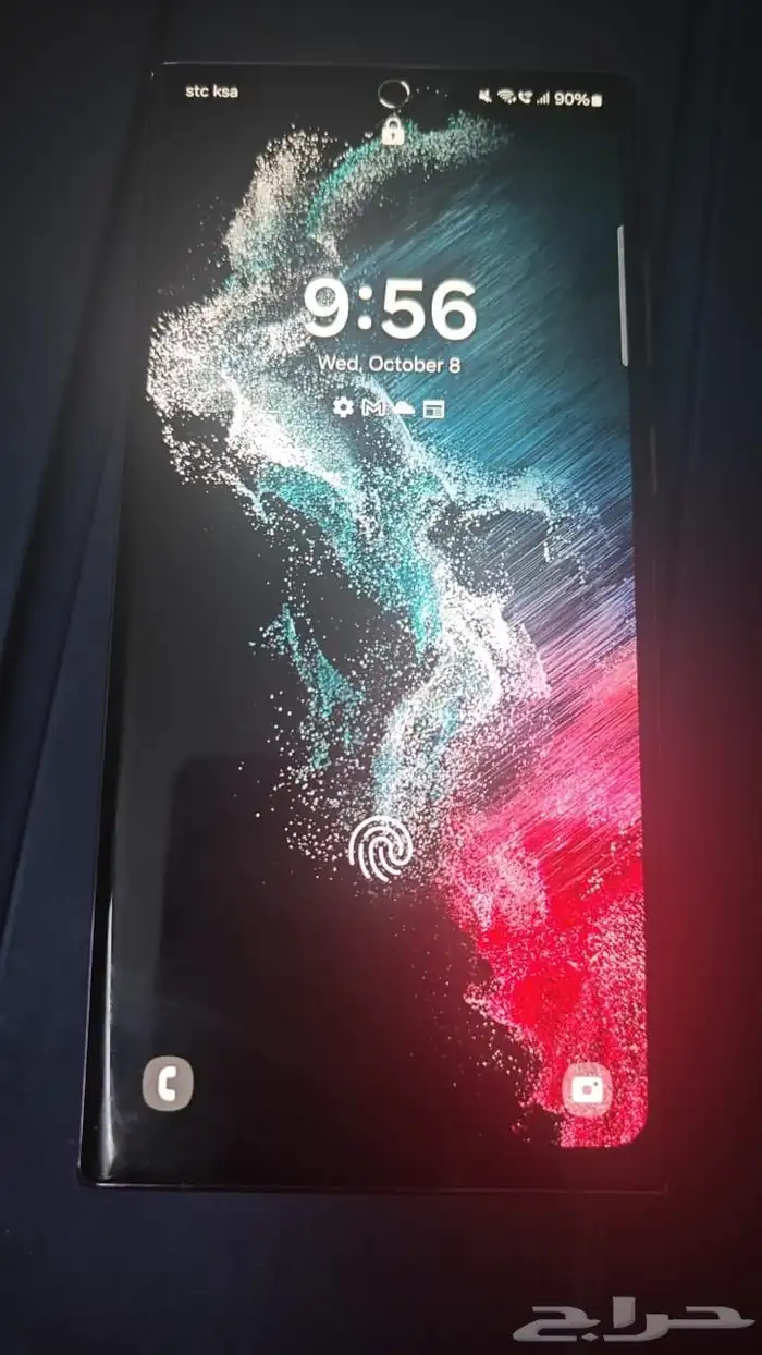 Samsung S22 Ultra in Burgundy 2