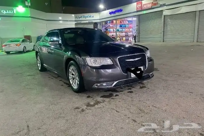 كرايزلر V6 C300 ليمتد 2017 0