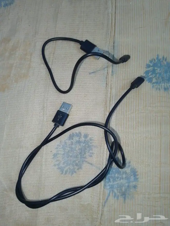 بلاي ستيشن 4. 12 لعبه زائد ثلاث عيادي سلك الاتش دي 4