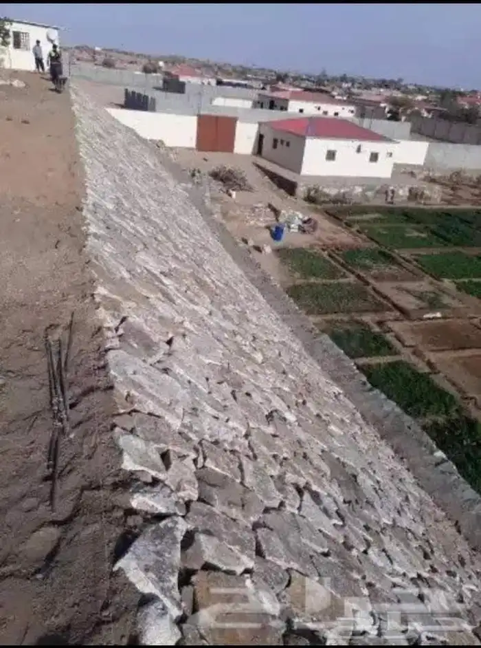 معلم حجر أبو المعلمين 1