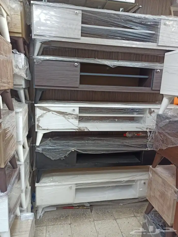 طاولات تلفزيون 2
