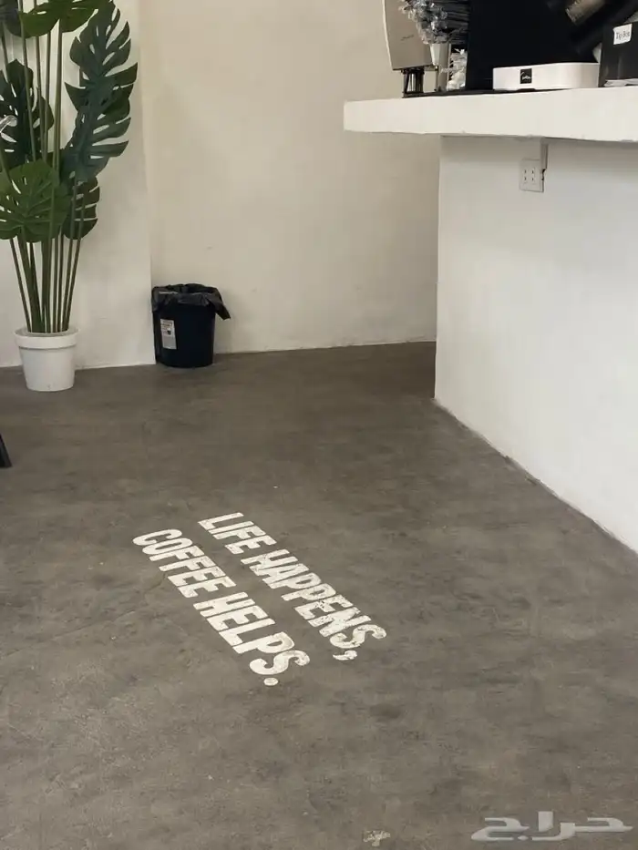 اعمال الاكريلك والفلين والاستاندات واللوحات الخشبيه والطباعه 4