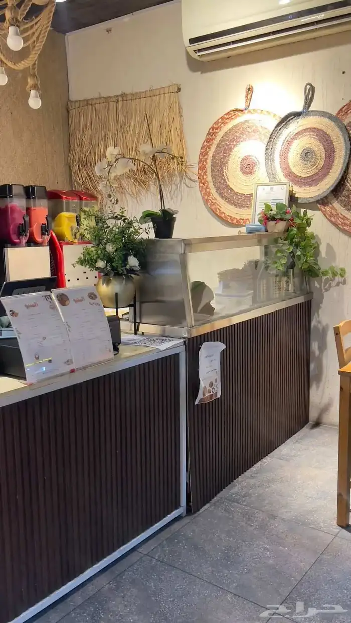 شعبيات للبيع في تاروت الربيعية الاجار 12000 في السنة 2