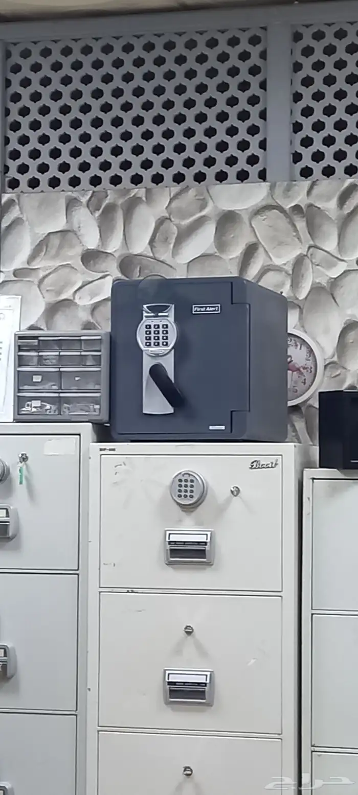 فتح خزنات وصياناتها 1