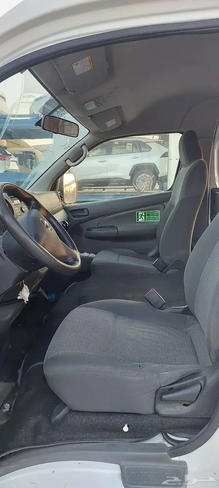 باص نيسان اورفان ديزل 2020 9