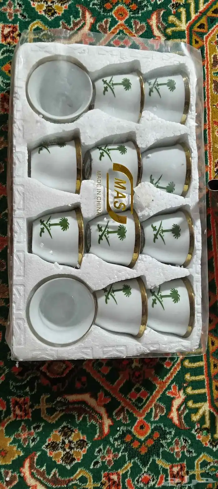 طقم اباريق كوريه وفناجيل نخله وسيفين 24