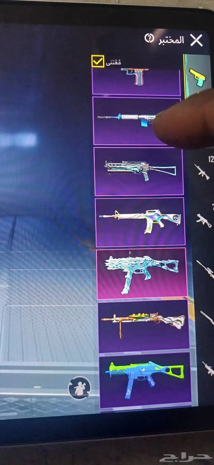 حساب ببجي لفل عالي وفيه مثكات كثير وبدلات اكس ثلاث واحده كل 8