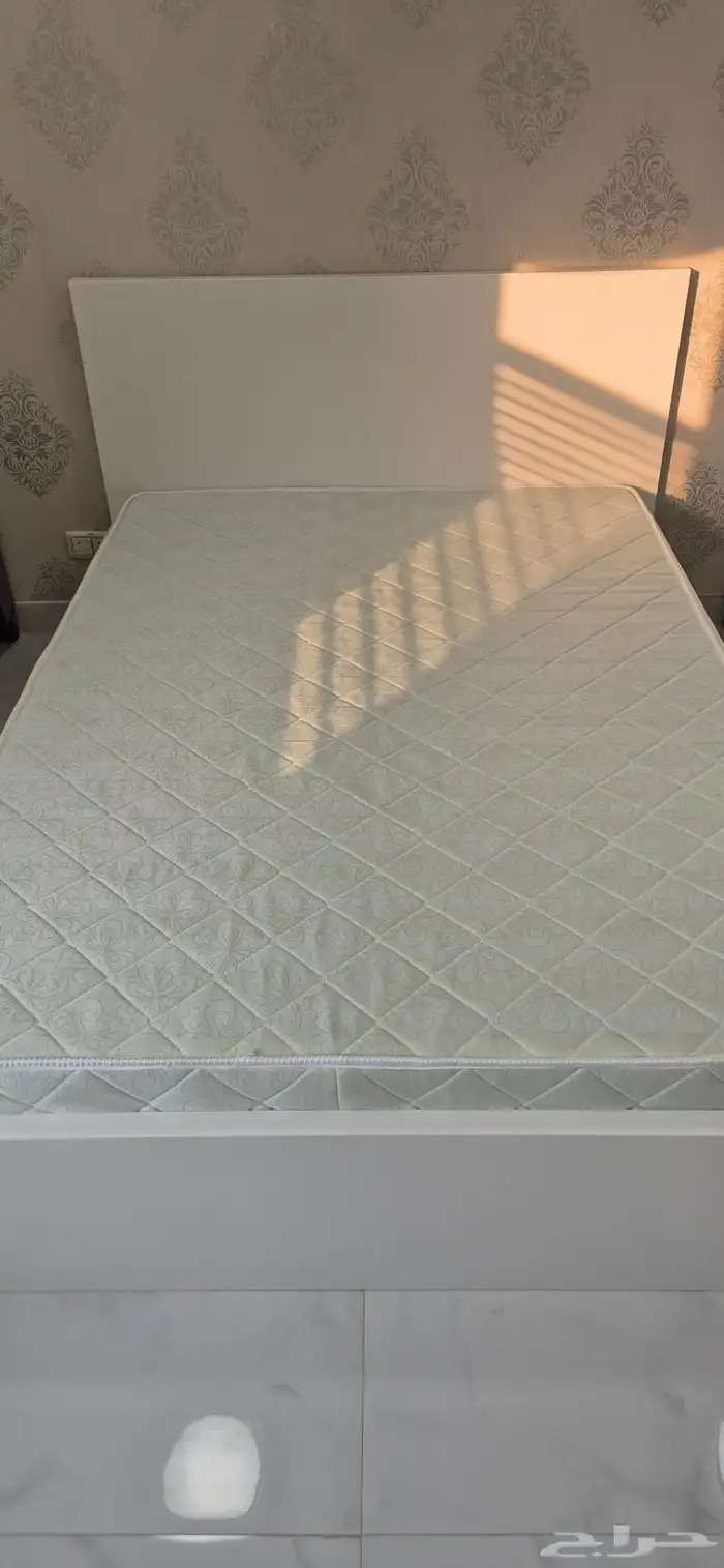 سرير نفرين ونص 1