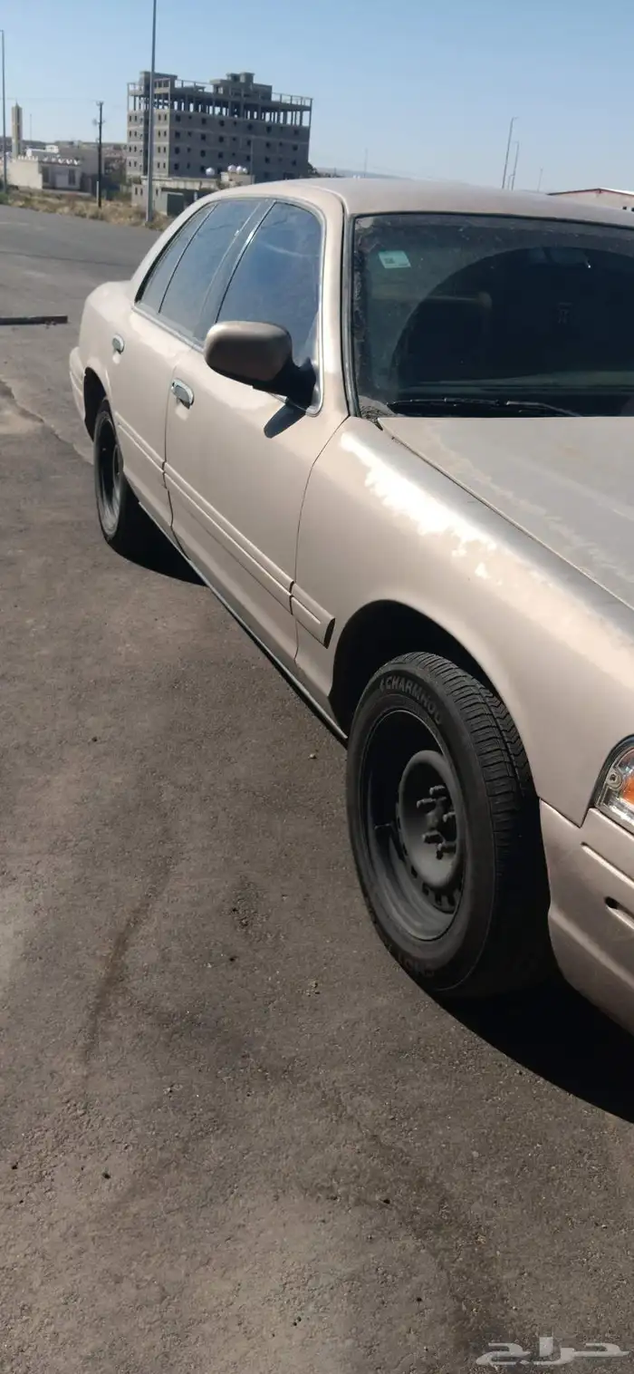 فورد كراون 98 3