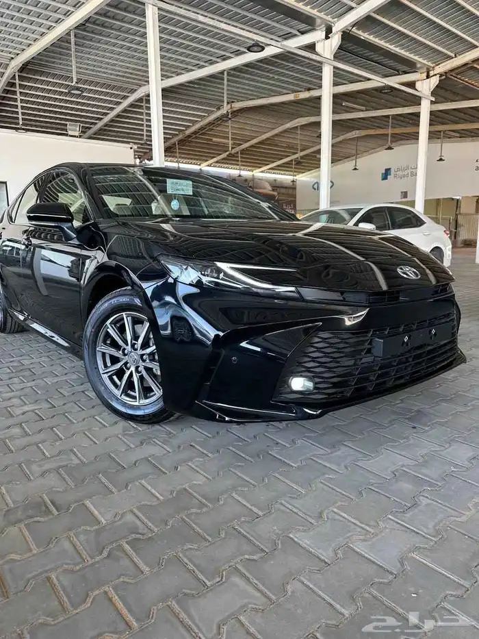 تويوتا كامري E ستاندر 2025 - toyota camry E standerd 9