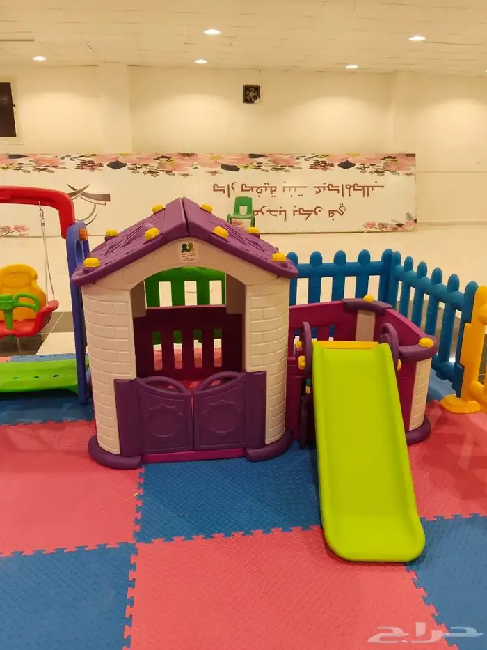 نطاطات ترامبولين مراجيح وزحاليق للأطفال صحن دوار هزازات 39