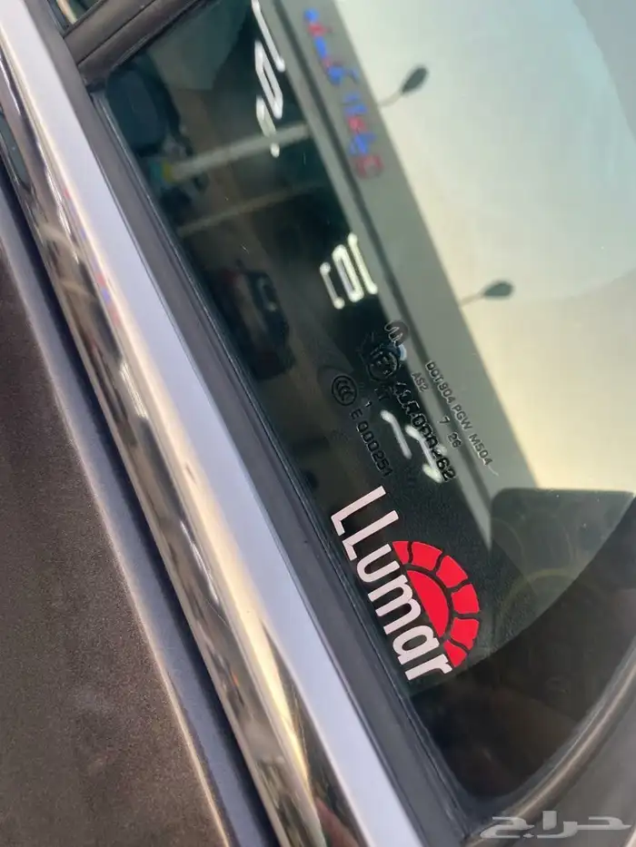 كرايزلر V6 C300 ليمتد 2017 4
