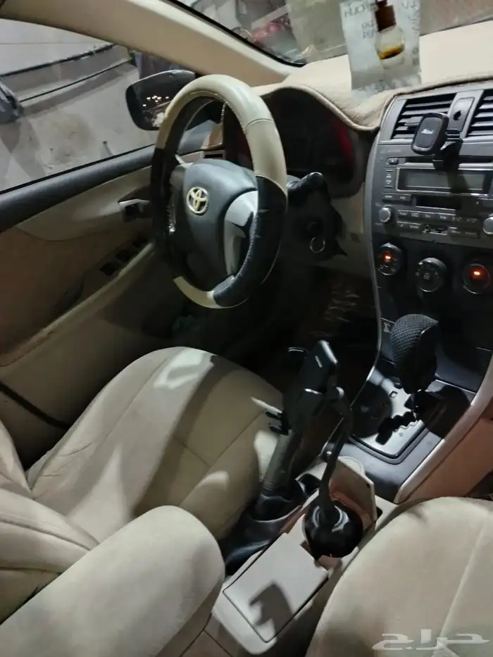 تويوتا كورولا 2011 4