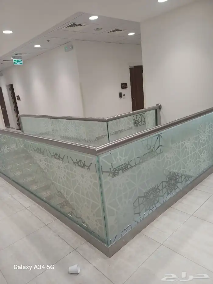 زجاج سكوريت 8