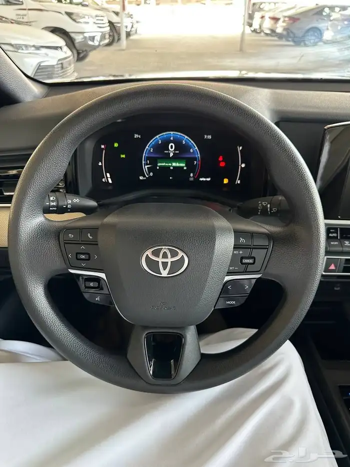 تويوتا كامري E ستاندر 2025 - toyota camry E standerd 12