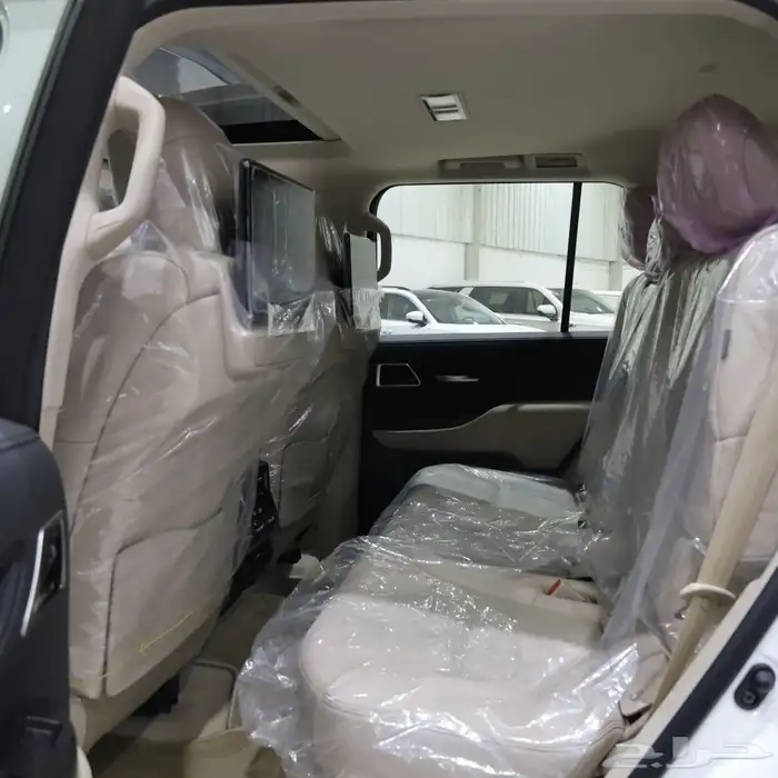 لاندكروزر VXR وارد قطر موديل 2025 6
