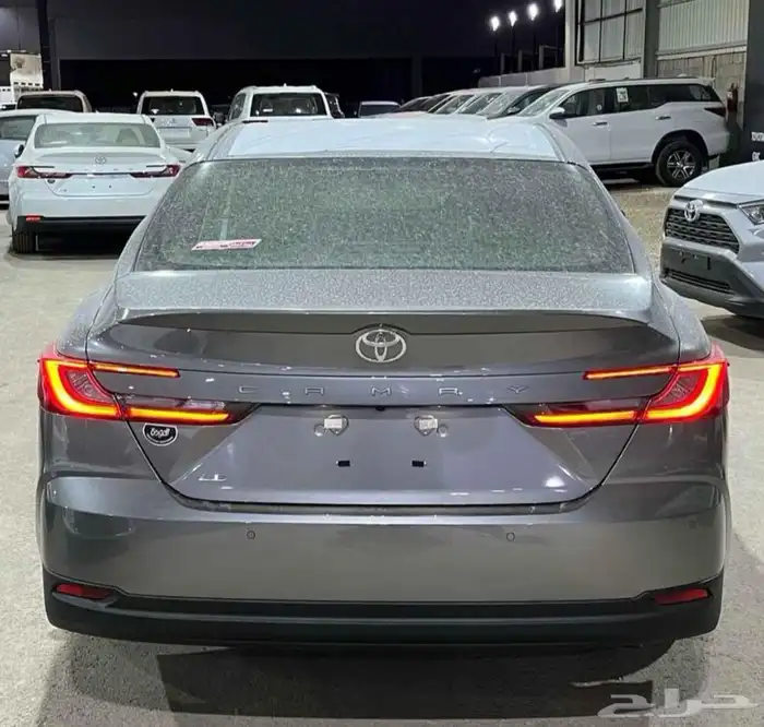 تويوتا كامري LE موديل 2025 2