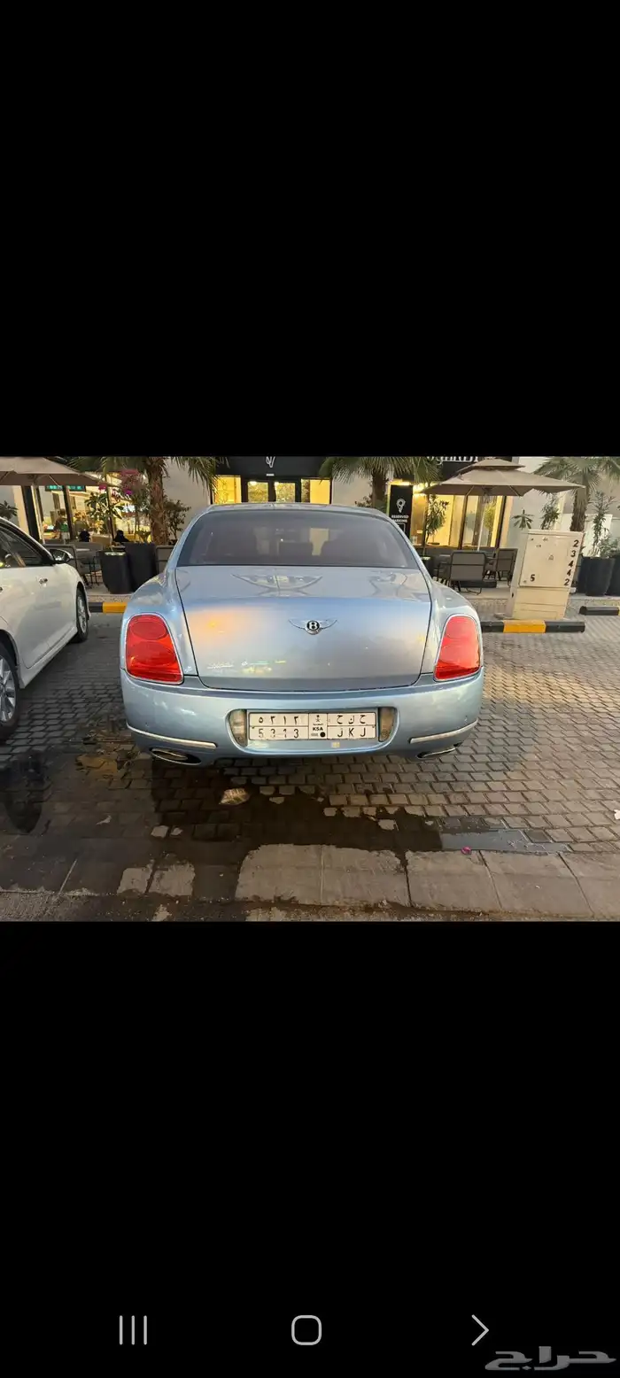 بنتلي 2010 0