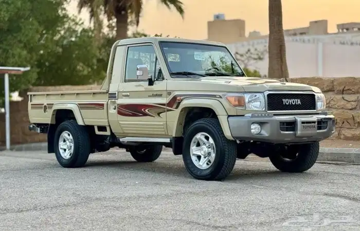 المطلوب شاص نضيف من مديل 10وفوق حدي 30 0