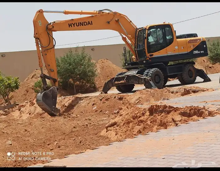 حفار بوكلين كفرات للايجار داخل الرياض وخارجها 0