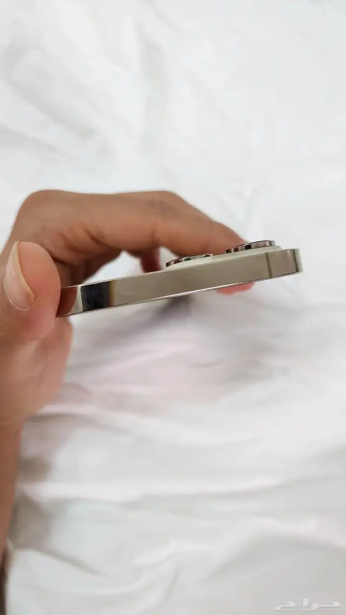 ايفون 14 برو ماكس شبه جديد بطاريه 93 لم يدخل صيانه ابدا 5