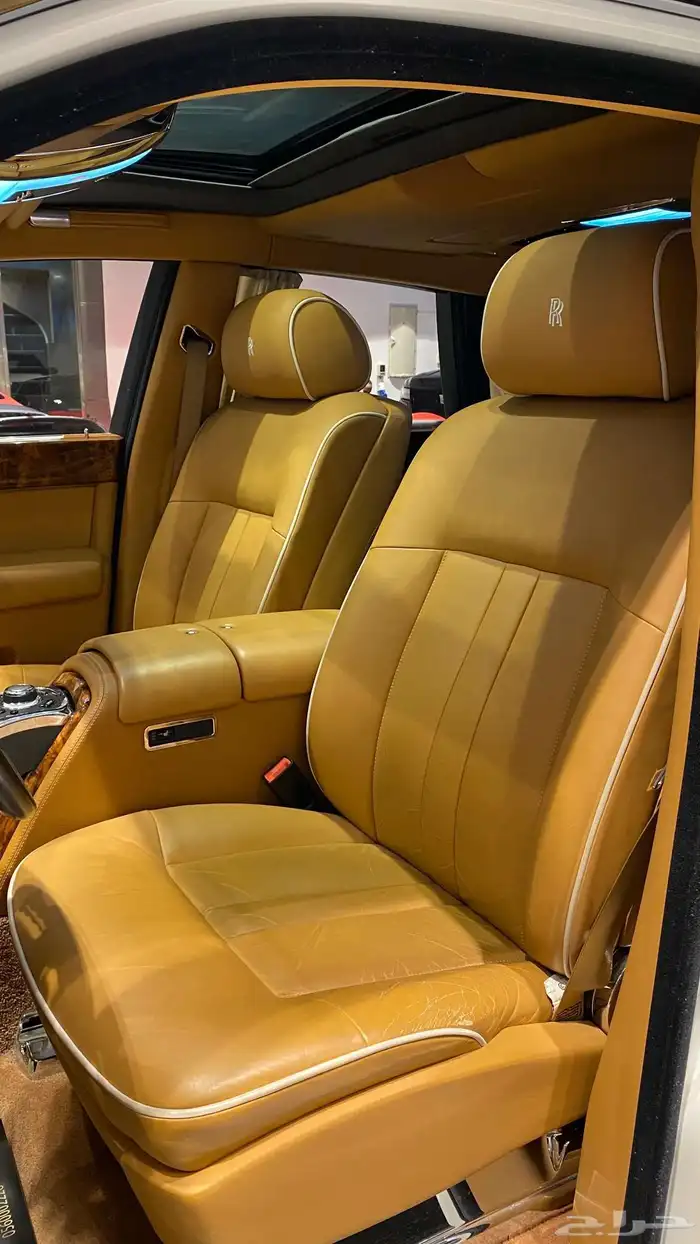 Rolls Royce phantom 10