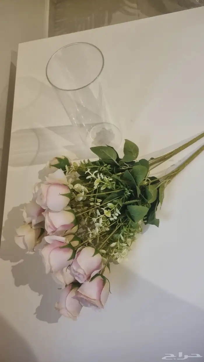 Vase and flowers 1