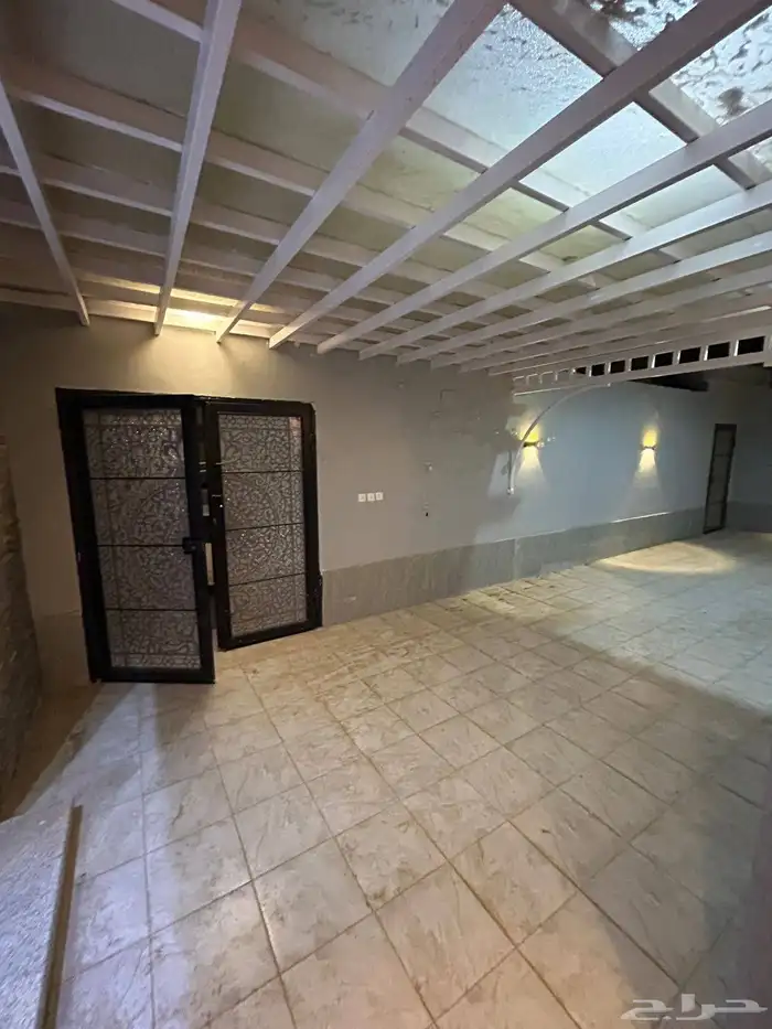 دور وشقة خلفيه للبيع حي البوادي 2