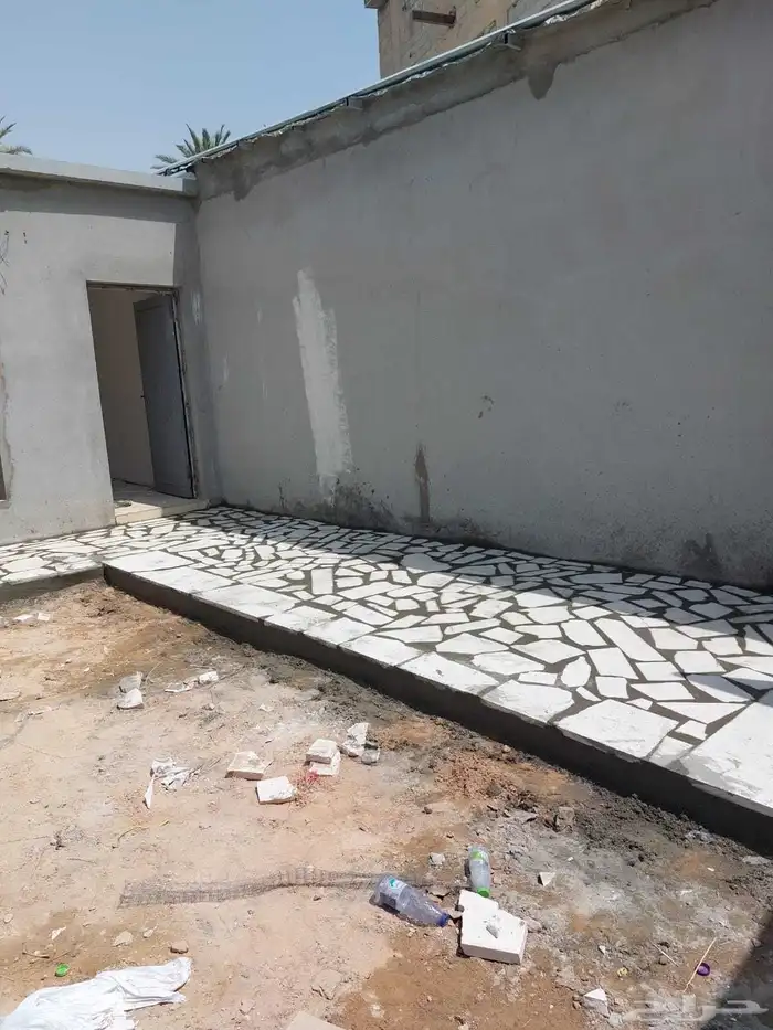 حجر عشوائي وجه الجبل 50 ريال 3