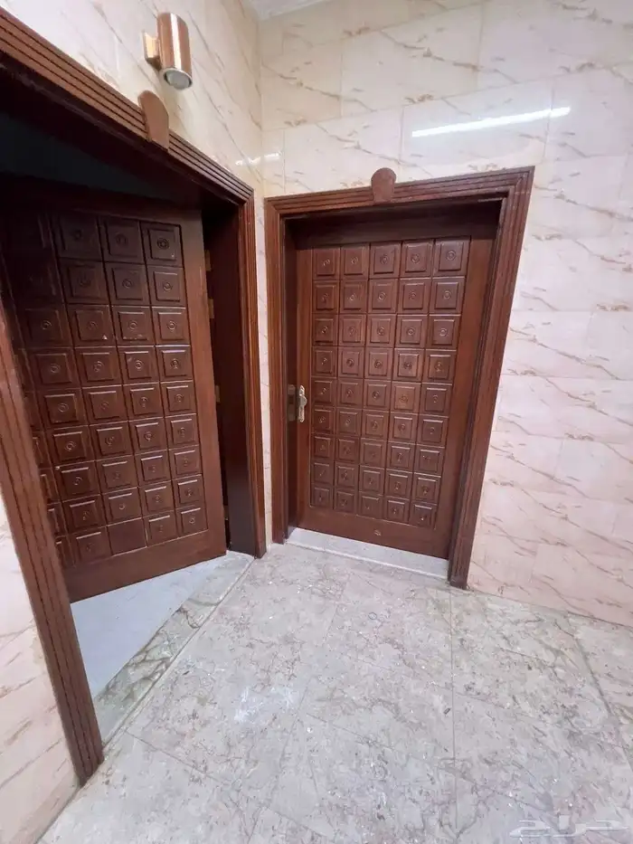 شقه 5 غرف مجدده حي المنار منطقة الفلل 0