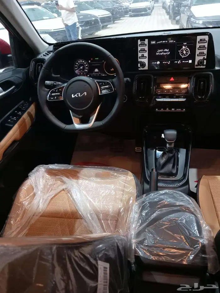 كيا سونت فل كامل فتحه سقف G106 موديل 2024 3