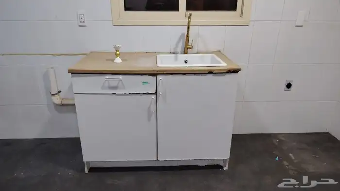 مطبخ للبيع السعر على السوم نطيف مره 1