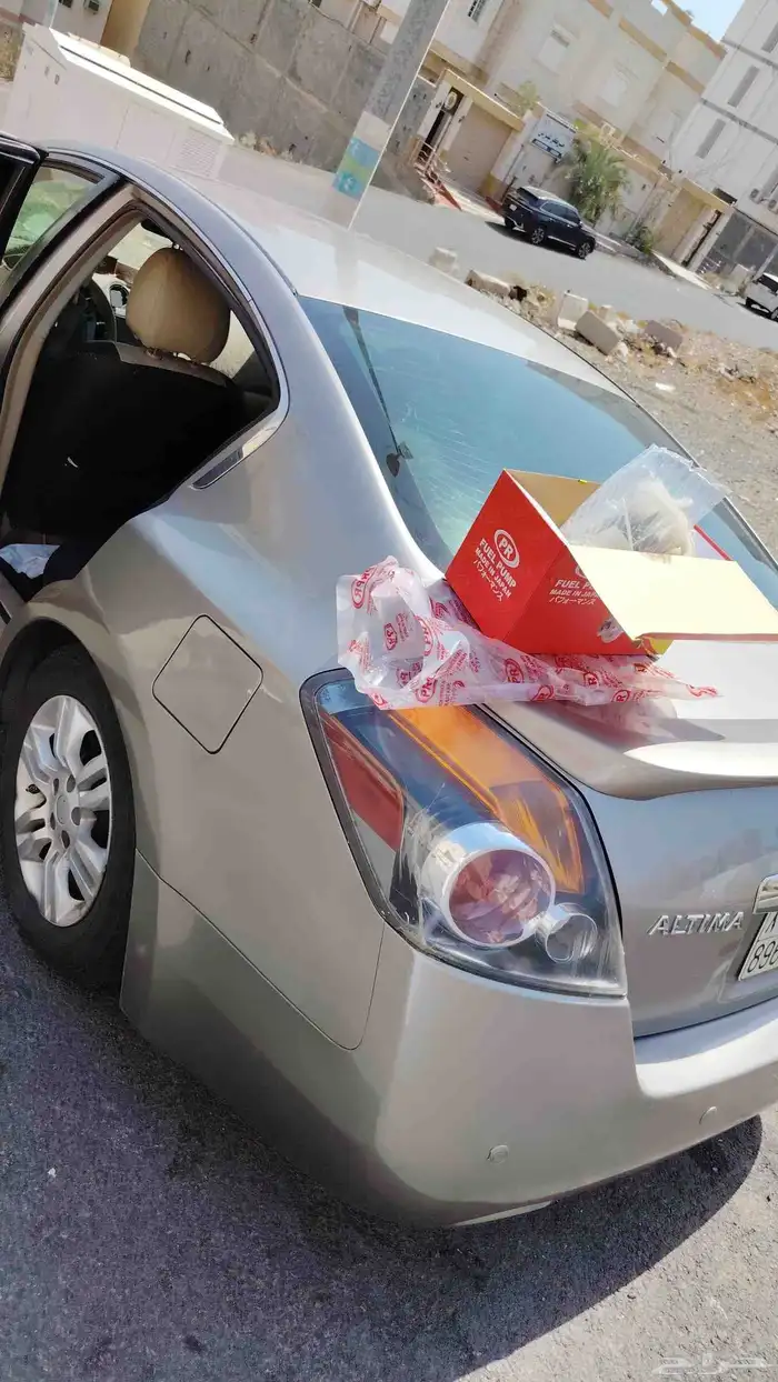 طرمبة بنزين التيما 2010 ياباني 0