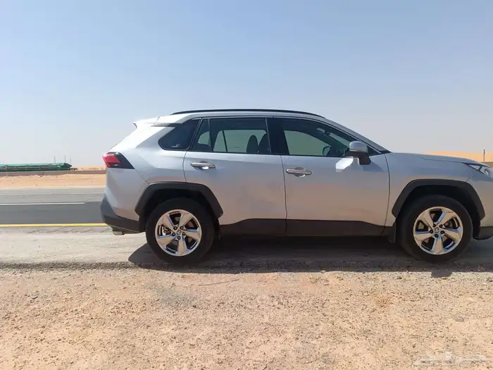 تويوتا راف فور 2021 5