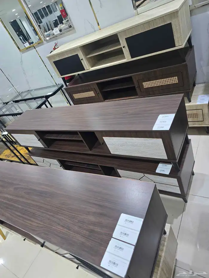 طاولات تلفزيون طاولات بلازما 17