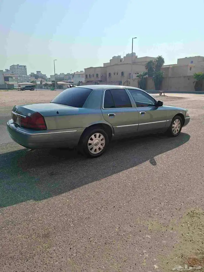 فورد جراند ماركيز 2005 4