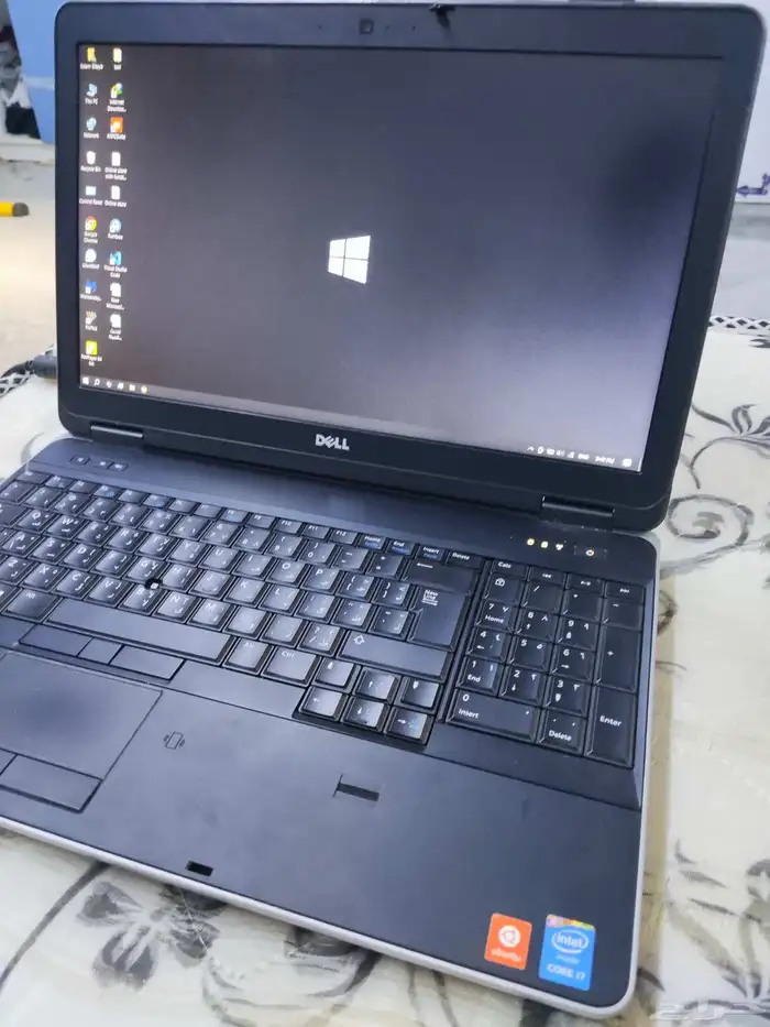 Dell Latitude E6540 4