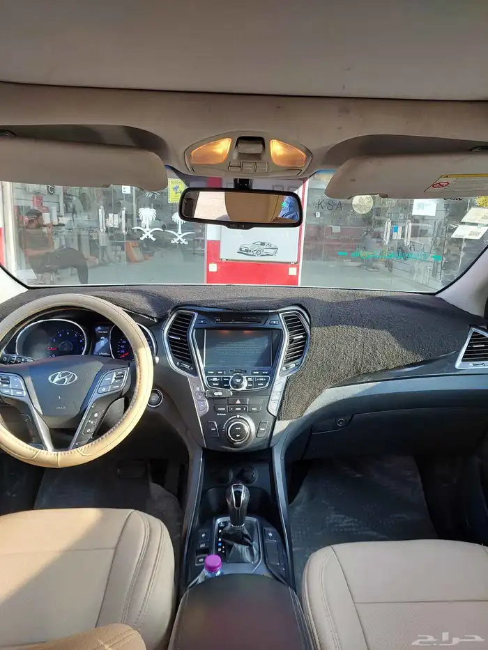Hyundai Grand Santa Fe 2015 (full options) 7